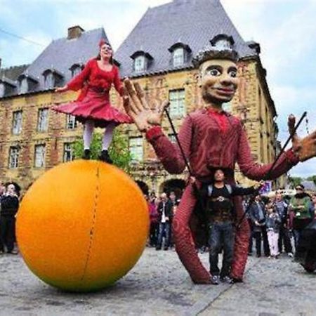 Charleville-MézièresLe Bourbon Hypercentre公寓 外观 照片